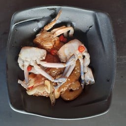 ปลาแซลม่อนกุ้งปูดองซีอิ๊ว