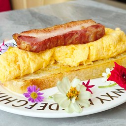 ซาว์โดวเบคอนออมเล็ต