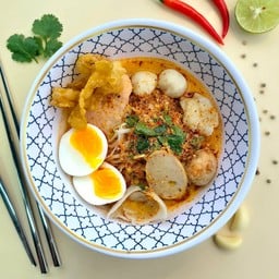 ก๋วยเตี๋ยวต้มยำน้ำข้น