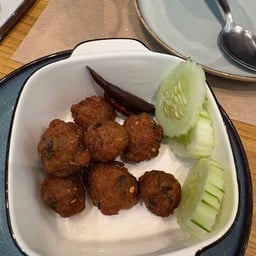 ตำยั่ว ครกยักษ์ คิวเฮาส์ ลุมพินี