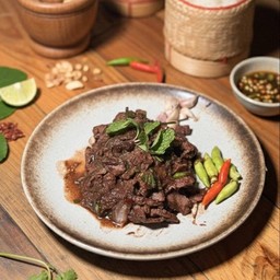 ก้อยคั่วเนื้อย่าง