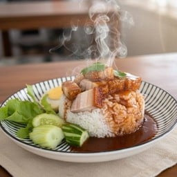 ข้าวหมูกรอบ