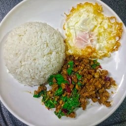 ข้าวกะเพราหมู