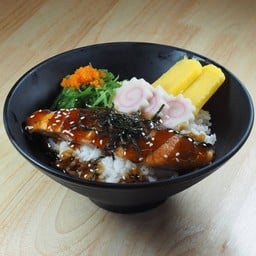 ข้าวปลาแซลม่อนย่าง