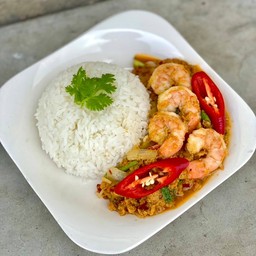 ข้าวหน้า กุ้งผัดผงกะหรี่