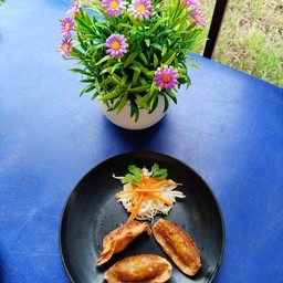 เกี๊ยวซ่าหมูทอด