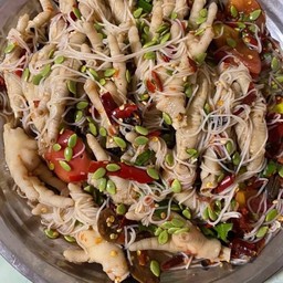 ตำขนมจีนตีนไก่ ปูปลาร้า