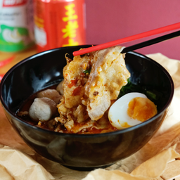 ก๋วยเตี๋ยวเนื้อ สันคอเนื้อพรีเมี่ยม 高级牛颈肉面