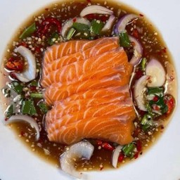 ยำแซลม่อนปลาร้าแซ่บนัว