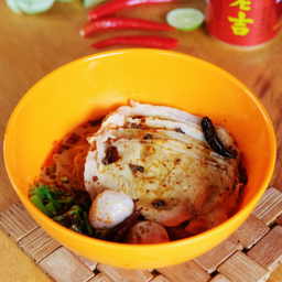 ก๋วยเตี๋ยวหมูคุโรบูตะพรีเมี่ยม 黑猪肉拉面