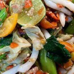 ตำผักลวก