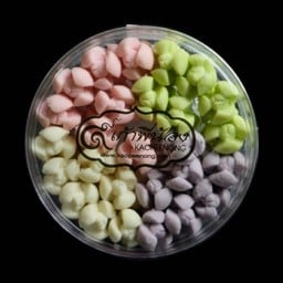 กลีบลำดวนสี