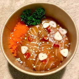 ข้าวหน้าแซลมอนล้วน