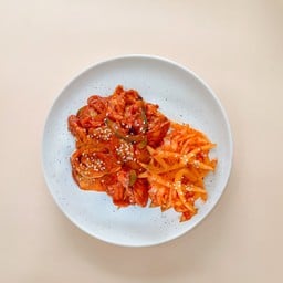 88 เซยุกบกกึม 제육볶음 (หมูผัดซอสเผ็ดเกาหลี)