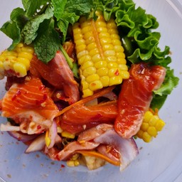 ยำแซลม่อนปลาร้า