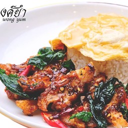 ผัดกะเพราไก่กรอบ