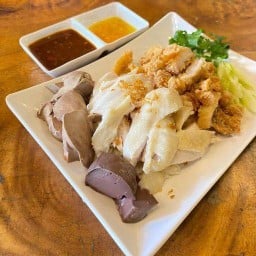โกลี่ข้าวมันไก่