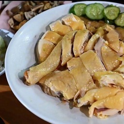 ไก่ต้มสับครึ่งตัว(ไซร์จำโบ้)