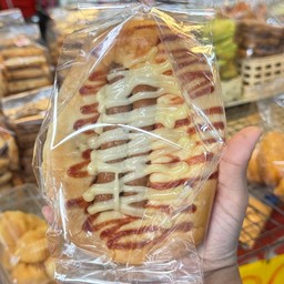 ปังพิซซ่าไส้กรอก