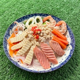 ยำวุ้นเส้นรวมมิตร