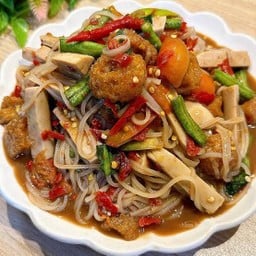 ตำเส้นเล็กผักลวก