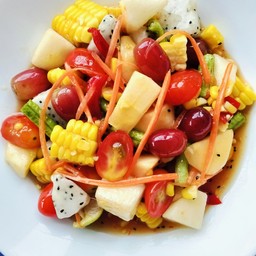 เจ๊หน่อย ก้อย,ลาบ,น้ำตก อาหารอีสานฯลฯ