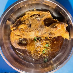 ต้มเส้นโครงไก่
