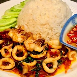 กะเพราหมึก