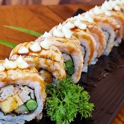 แซลมอนเบิร์นโรลล์ (8คำ)