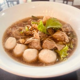 ก๋ยวเตี๋ยวหมูตุ๋น,หมูนุ่ม