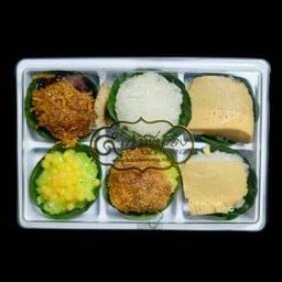 ข้าวเหนียวหน้าต่างๆ 6 ชิ้น