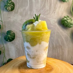 Kiwi Pineapple Yogurt กีวีสับปะรดปั่น + โยเกิร์ต
