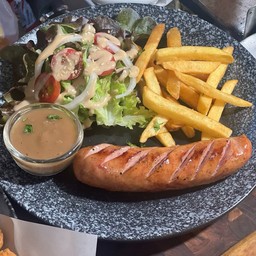 ST06 สเต็กไส้กรอกหมูรมควัน Sausage Stak