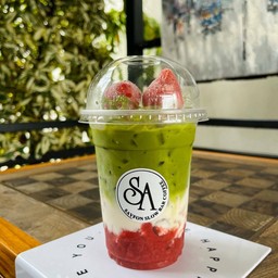 ชาเขียวสตอเบอร์รี่   Green Tea Strawberry