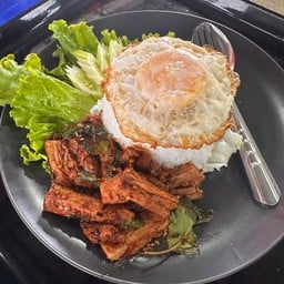 เจริญก๋วยเตี๋ยวเรือ