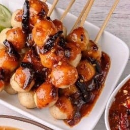 ลูกชิ้นปิ้ง