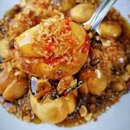 ยำสละสด น้ำปลาหวาน โรยมะพร้าวคั่ว