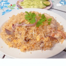 ข้าวผัดทะเล