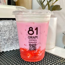 นมชมพูสตรอว์เบอร์รี่