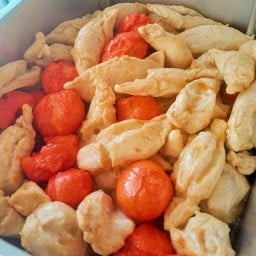 ลูกชิ้นทอดยายหงวน (น้ำจิ้มสูตรโบราณ) และชานมไข่มุก