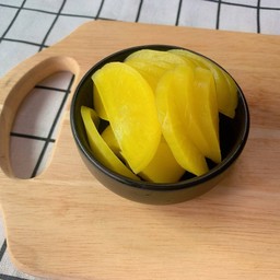 ดัมมูจิ (ไชเท้าดองเหลือง)