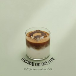 Cold brew earl grey latte