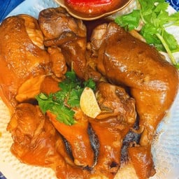 ไก่ต้ม800cc ไก่ต้มโค้ก ข้าวมันไก่ ผัดไท ซอยวัดแคนอก
