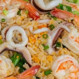 ข้าวผัดทะเล