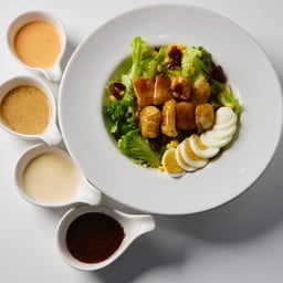 สลัดปลาดอลลี่ย่างซอสญี่ปุ่น