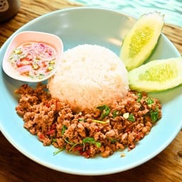 กระเพราเนื้อสับ