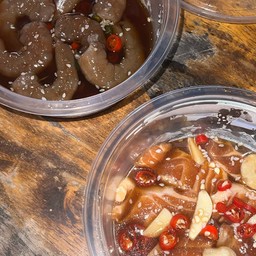 แซลมอนดองซีอิ้ว