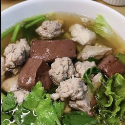 ต้มเลือดหมู-จิงจูฉ่าย