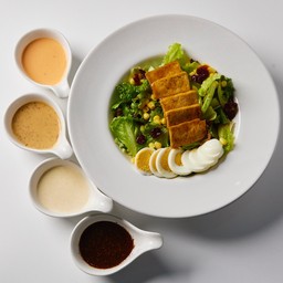 สลัดเต้าหู้ย่าง