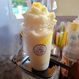 สับปะรดนมสดสมูทตี้